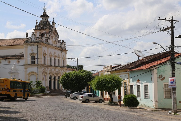 Conforto e bom gosto no Recôncavo da Bahia.