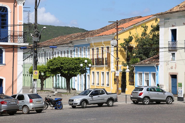 Conforto e bom gosto no Recôncavo da Bahia.